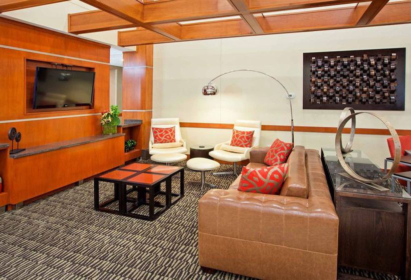 Holiday Inn Express Hotel & Suites Columbus Edinburgh 