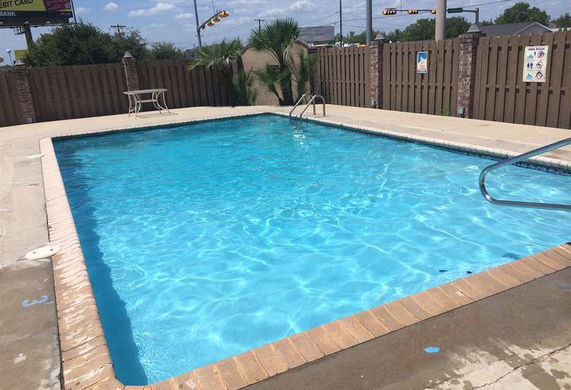 Hotel Knights Inn Eagle Pass  | Eagle Pass | Texas | United States 10