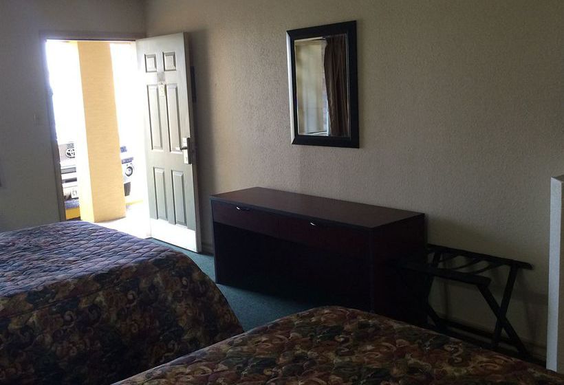 Hotel Knights Inn Eagle Pass  | Eagle Pass | Texas | United States 6