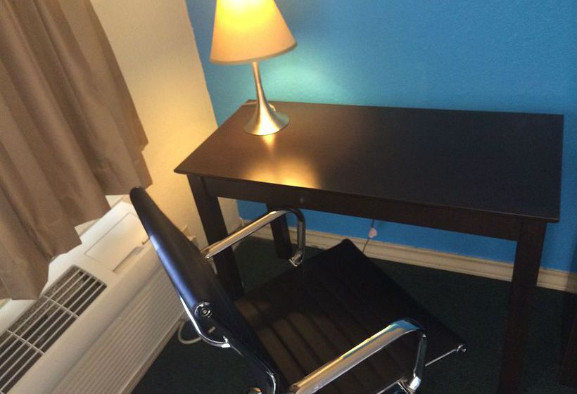 Hotel Knights Inn Eagle Pass  | Eagle Pass | Texas | United States 9