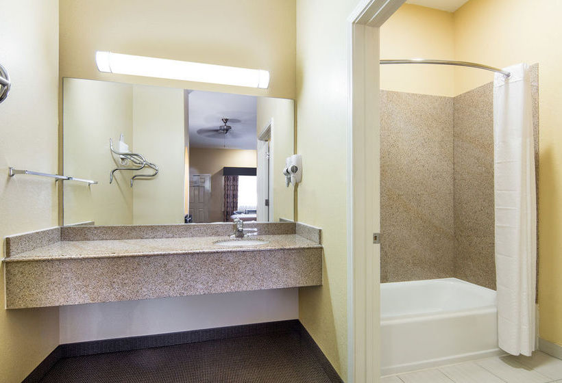 Hotel Rodeway Inn & Suites Baytown  | Baytown | Texas | United States 12