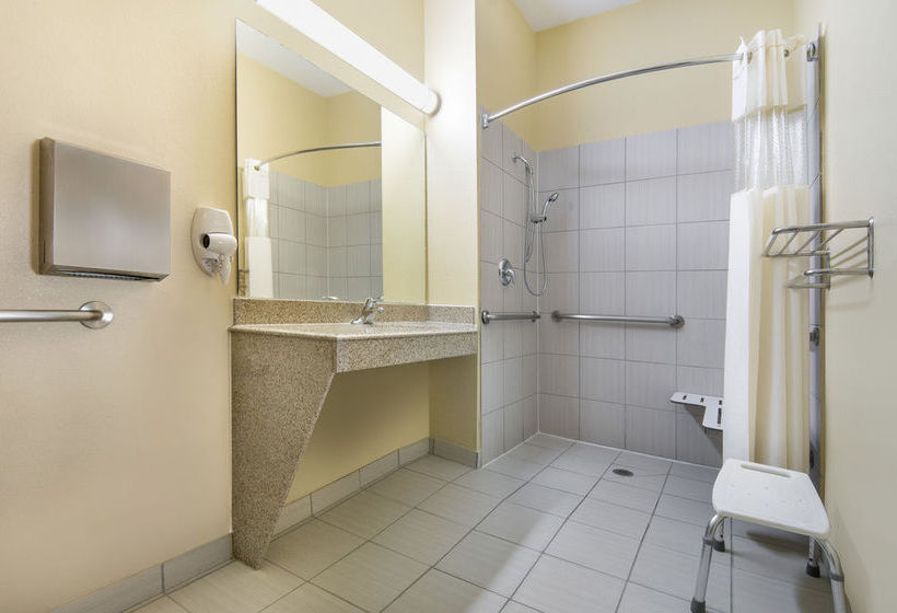 Hotel Rodeway Inn & Suites Baytown  | Baytown | Texas | United States 4