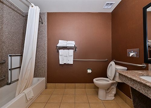 Hotel Comfort Suites At Lake Worth  | Fort Worth | Texas | United States 16