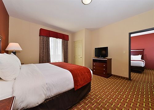 Hotel Comfort Suites At Lake Worth  | Fort Worth | Texas | United States 19