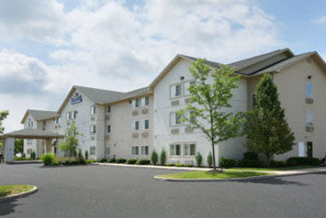 Hotel Baymont Inn & Suites Wright Patterson AFB 