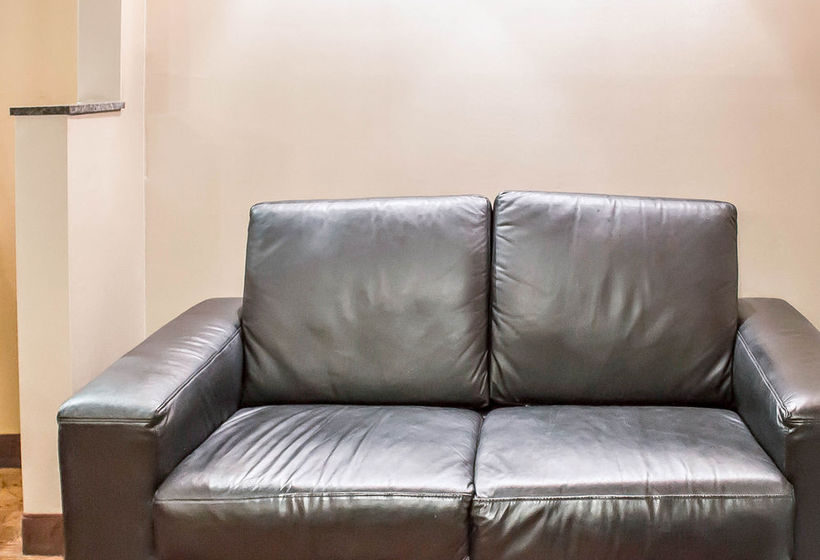 Hotel Comfort Suites Perrysburg  | Perrysburg | Ohio | United States 17