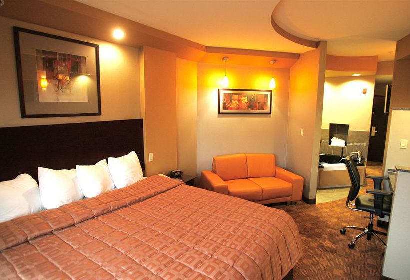 Hotel Comfort Suites Perrysburg  | Perrysburg | Ohio | United States 2