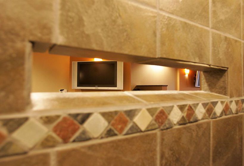 Hotel Comfort Suites Perrysburg  | Perrysburg | Ohio | United States 8