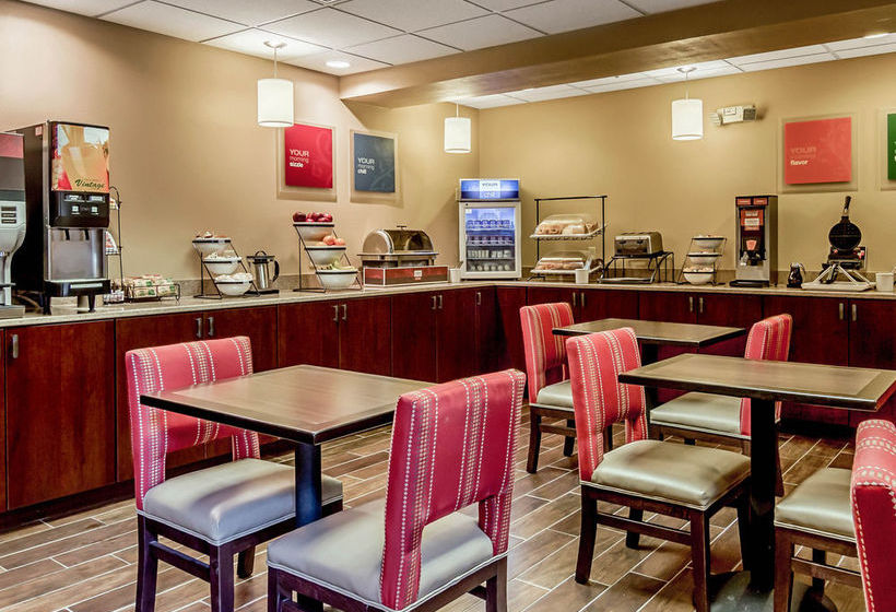 Hotel Baymont Inn & Suites Grafton Milwaukee  | Grafton | Wisconsin | United States 15