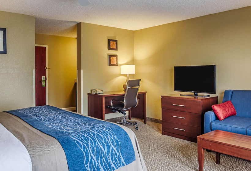 Hotel Baymont Inn & Suites Grafton Milwaukee  | Grafton | Wisconsin | United States 8