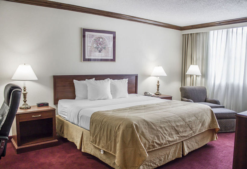 Hotel Clarion Inn & Conference Center  | Hudson | Ohio | United States 14