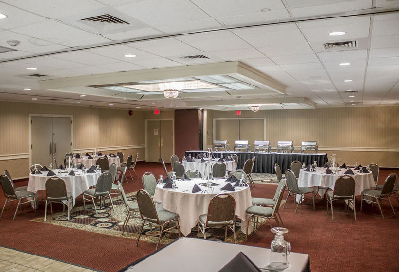 Hotel Clarion Inn & Conference Center  | Hudson | Ohio | United States 7