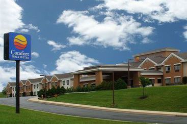 Hotel Comfort Inn & Suites North East 