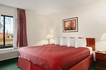 Hotel Ramada Hall Of Fame Canton  | Canton | Ohio | United States 10