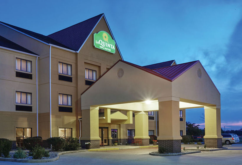 Hotel Airport Inn & Suites South Bend  | South Bend | Indiana | United States 2
