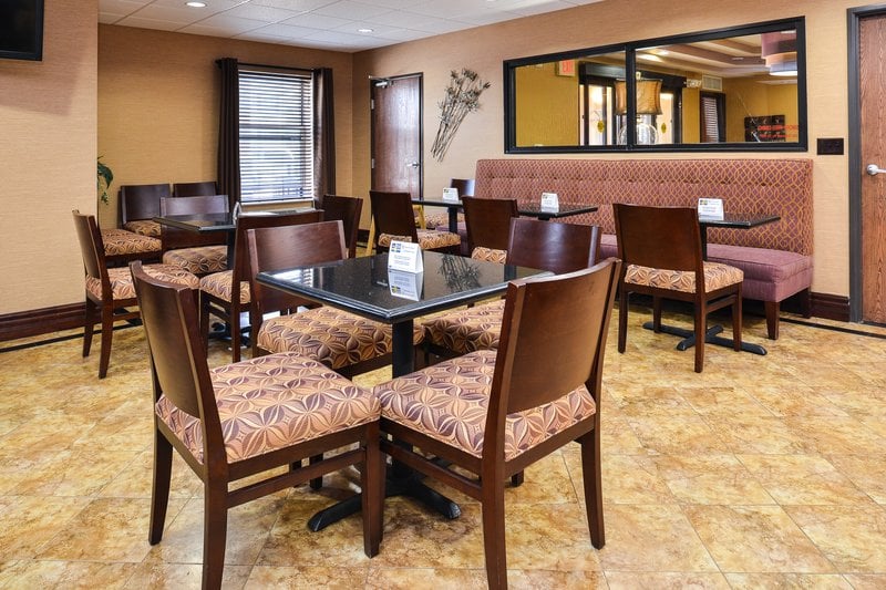 Hotel Best Western Plus Midwest Inn & Suites  | Salina | Kansas | United States 11