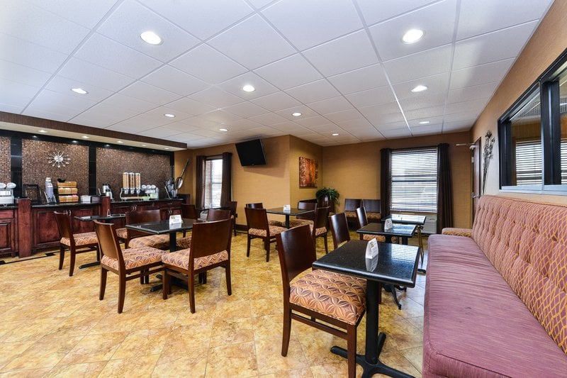 Hotel Best Western Plus Midwest Inn & Suites  | Salina | Kansas | United States 12