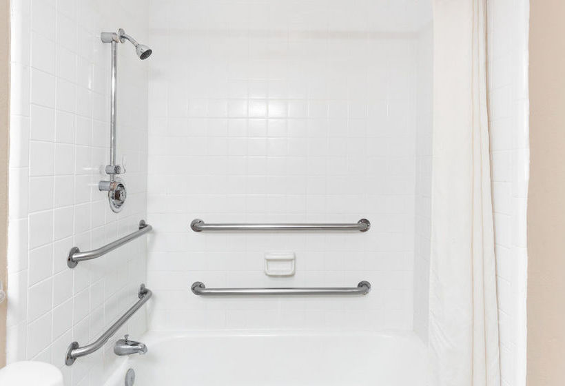 Hotel Super 8 Carrollton GA  | Carrollton | Georgia | United States 12