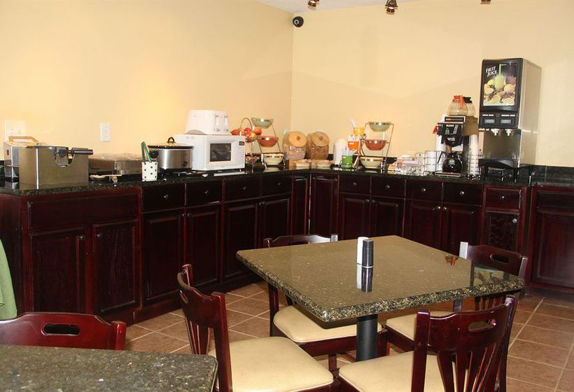 Hotel Douglas Inn & Suites Cleveland  | Cleveland | Tennessee | United States 5