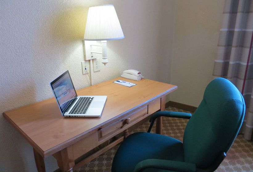 Hotel Travelodge Savannah  | Savannah | Georgia | United States 10