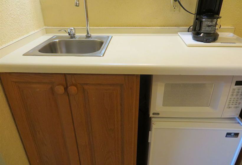 Hotel Travelodge Savannah  | Savannah | Georgia | United States 15