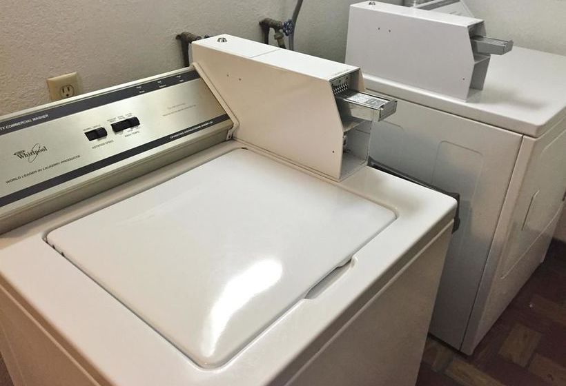 Hotel Americas Best Value Inn Grand Forks  | Grand Forks | North Dakota | United States 10