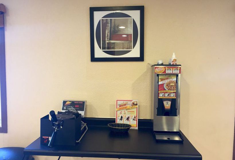 Hotel Americas Best Value Inn Grand Forks  | Grand Forks | North Dakota | United States 15