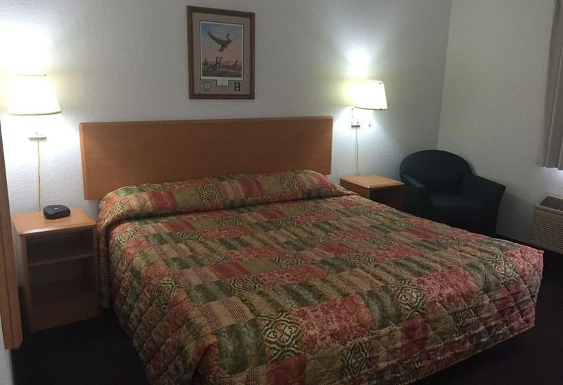Hotel Americas Best Value Inn Grand Forks  | Grand Forks | North Dakota | United States 19