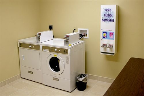 Hotel Holiday Inn Express Salinas  | Salina | Kansas | United States 18