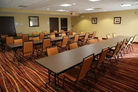 Hotel Holiday Inn Express Salinas  | Salina | Kansas | United States 3