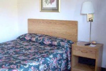 Motel Parkside Inn Odessa  | Odessa | Missouri | United States 2