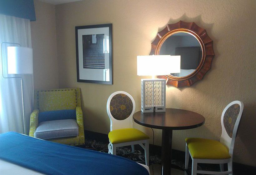 Hotel Holiday Inn Express Kansas City Airport  | Kansas City | Missouri | United States 15