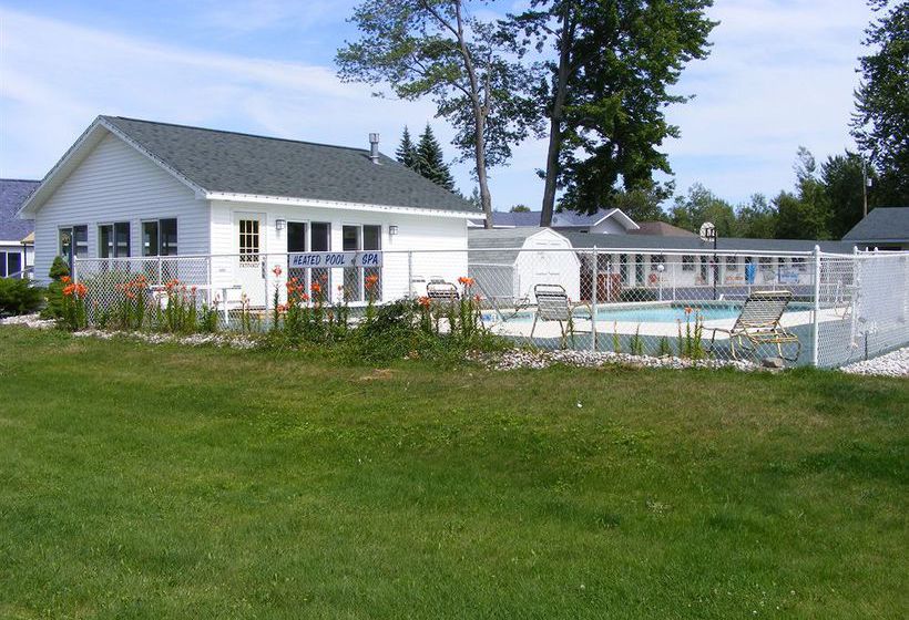Hotel Starlite Budget Inn  | Mackinaw City | Michigan | United States 1