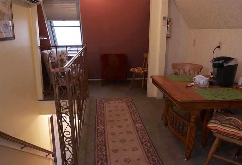 Hotel Beaconlight Guest House  | Provincetown | Massachusetts | United States 15