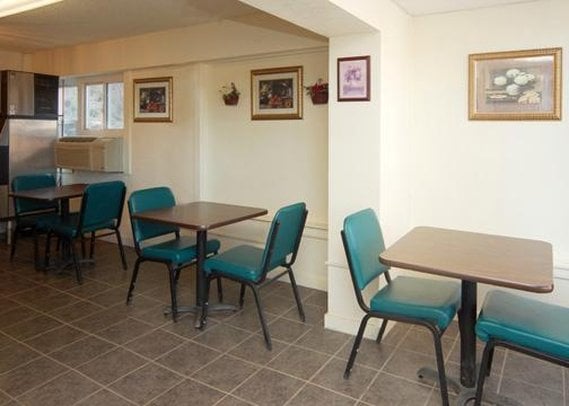 Hotel Econo Lodge Rawlins  | Rawlins | Wyoming | United States 3