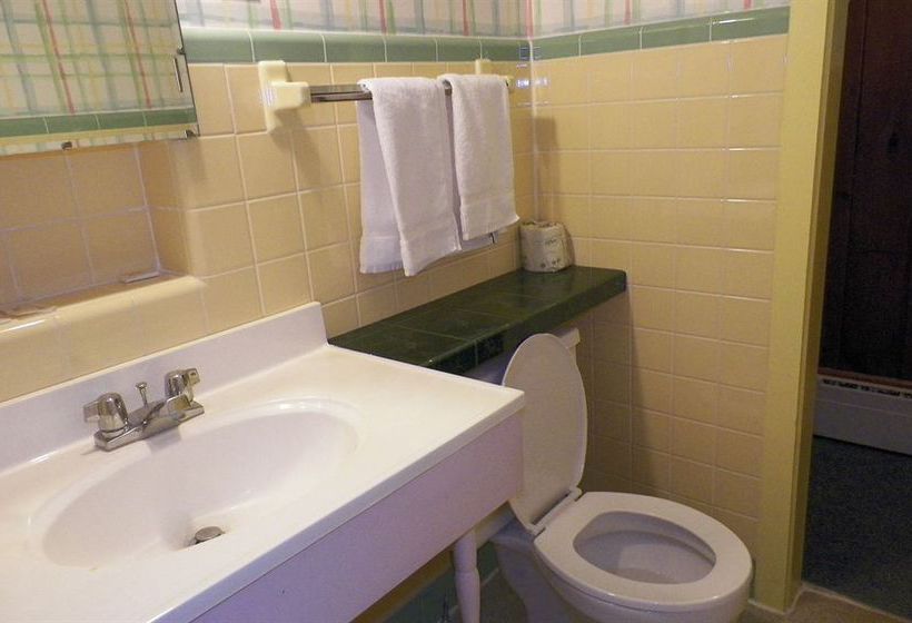 Hotel Americas Best Value Inn Bennington  | Bennington | Vermont | United States 17