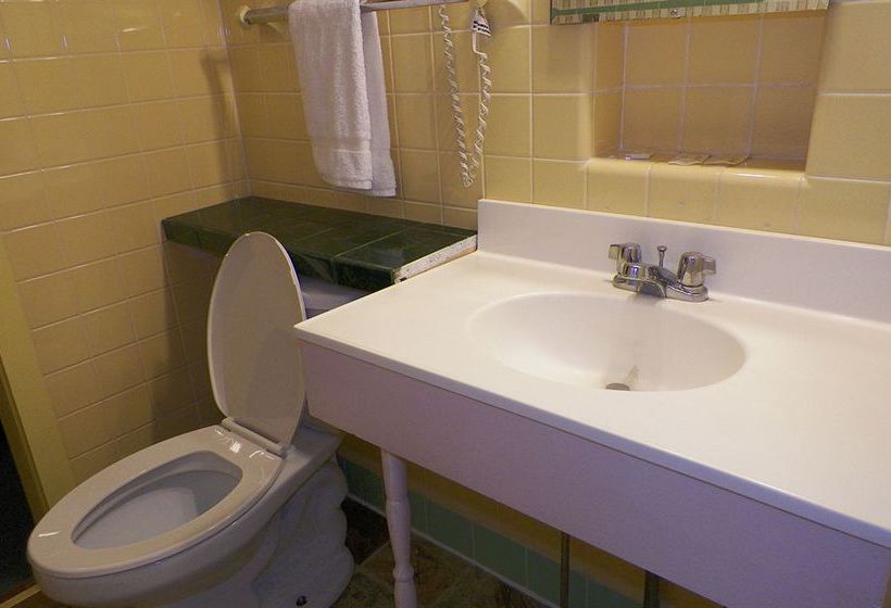 Hotel Americas Best Value Inn Bennington  | Bennington | Vermont | United States 18