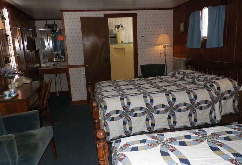 Hotel Americas Best Value Inn Bennington  | Bennington | Vermont | United States 3