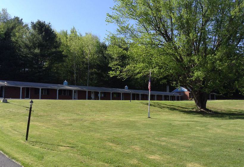 Hotel Americas Best Value Inn Bennington  | Bennington | Vermont | United States 5