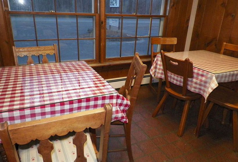 Hotel Americas Best Value Inn Bennington  | Bennington | Vermont | United States 7