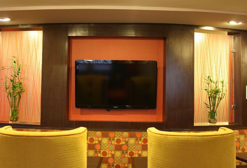 Hotel Holiday Inn Express Toledo North  | Toledo | Ohio | United States 5