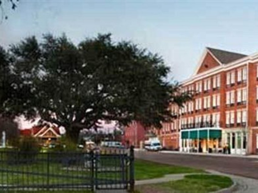 Natchez Grand Hotel & Suites 
