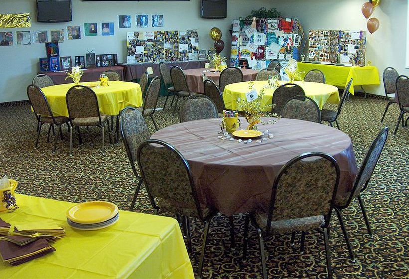 Hotel Expressway Suites Fargo