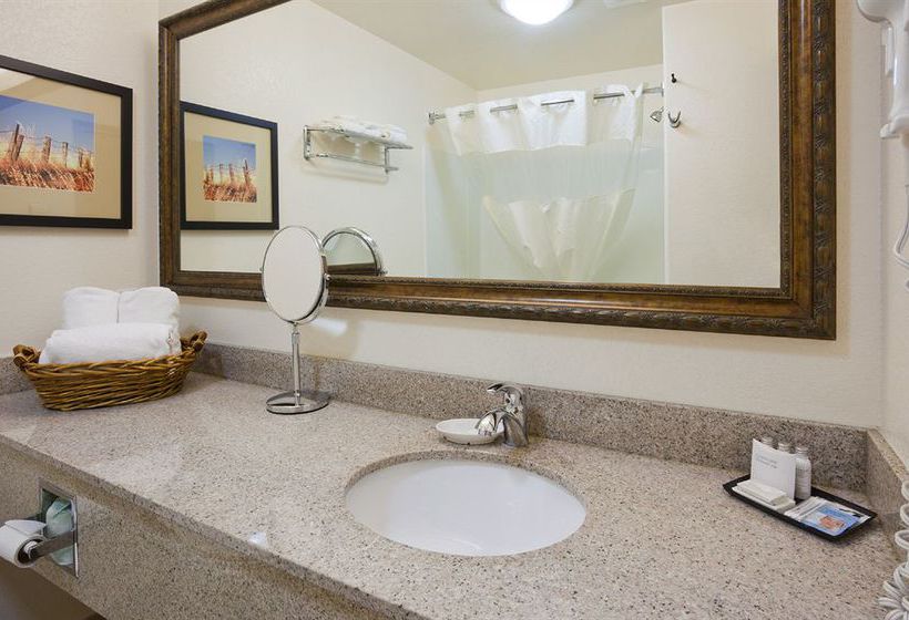 Hotel Expressway Suites Fargo  | Fargo | North Dakota | United States 10