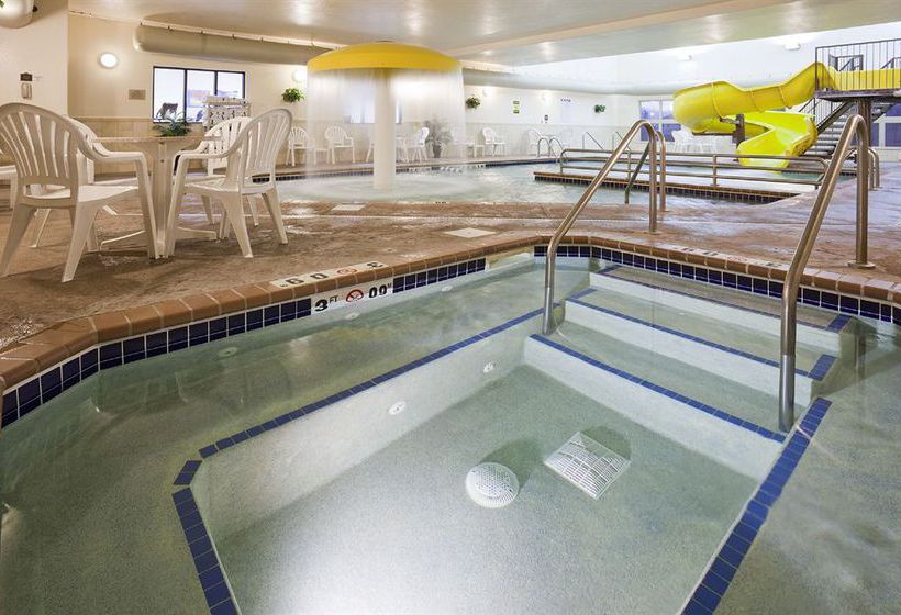 Hotel Expressway Suites Fargo  | Fargo | North Dakota | United States 15