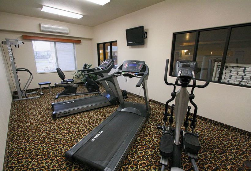 Hotel Expressway Suites Fargo  | Fargo | North Dakota | United States 2