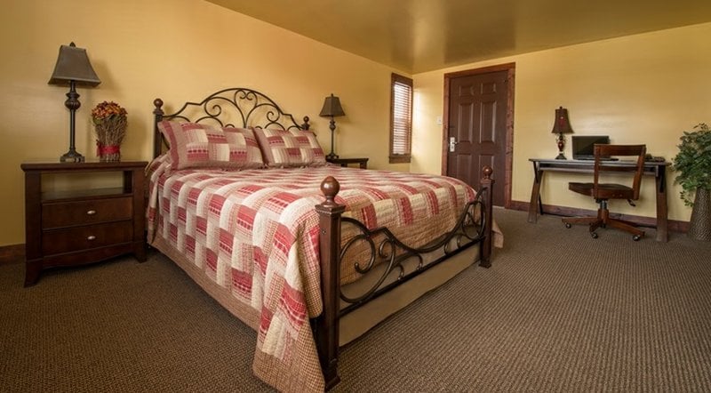 Hotel Hershey Farm Inn  