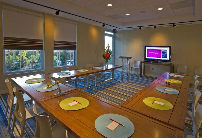 Aloft Portland Airport Hotel At Cascade Station  | Portland | Oregon | United States 19