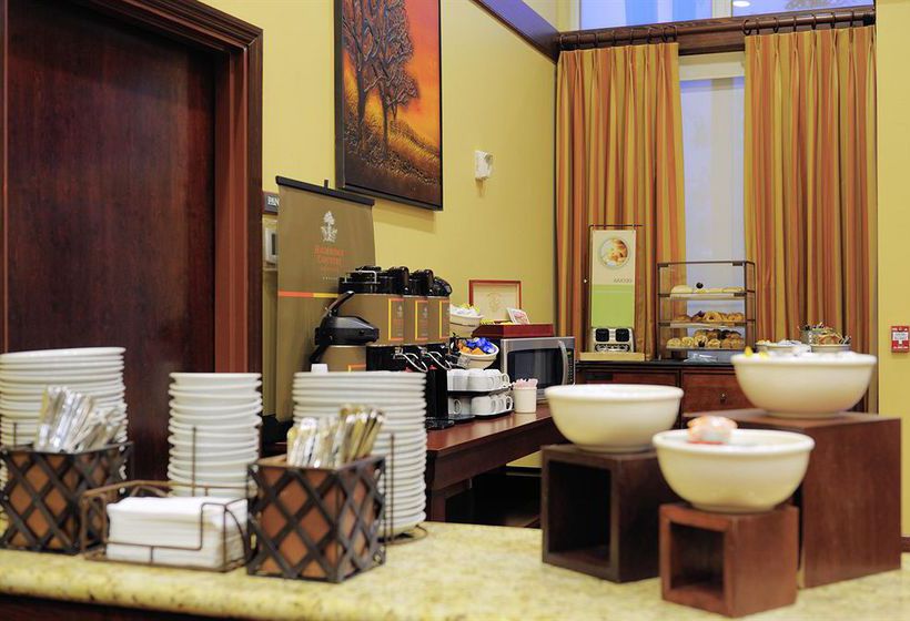 Hotel Country Inn & Suites By Carlson, Savannah Historic District  | Savannah | Georgia | United States 7