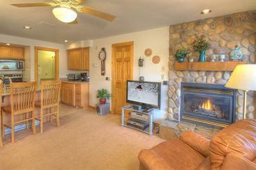 Storm Watch Condominiums  | Steamboat Springs | Colorado | United States 12